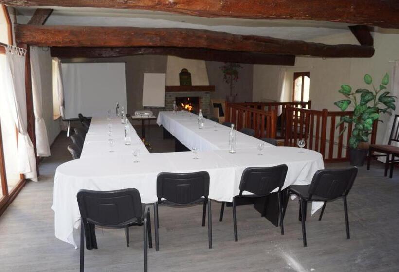 فندق Du Golf De Clécy