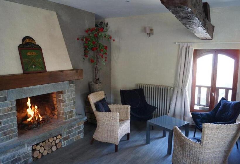 Отель Du Golf De Clécy