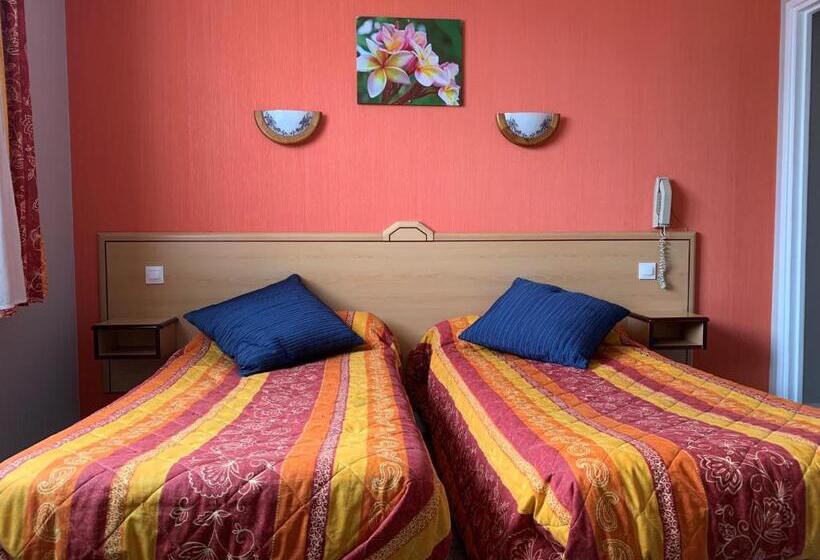 Отель Du Haut Marais