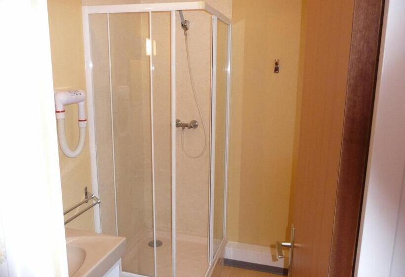 Отель Du Haut Marais