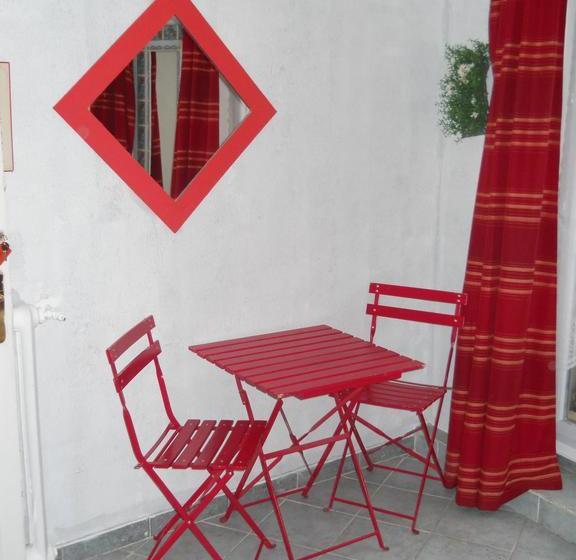 Fotos del hotel Du Petit Trianon:  5