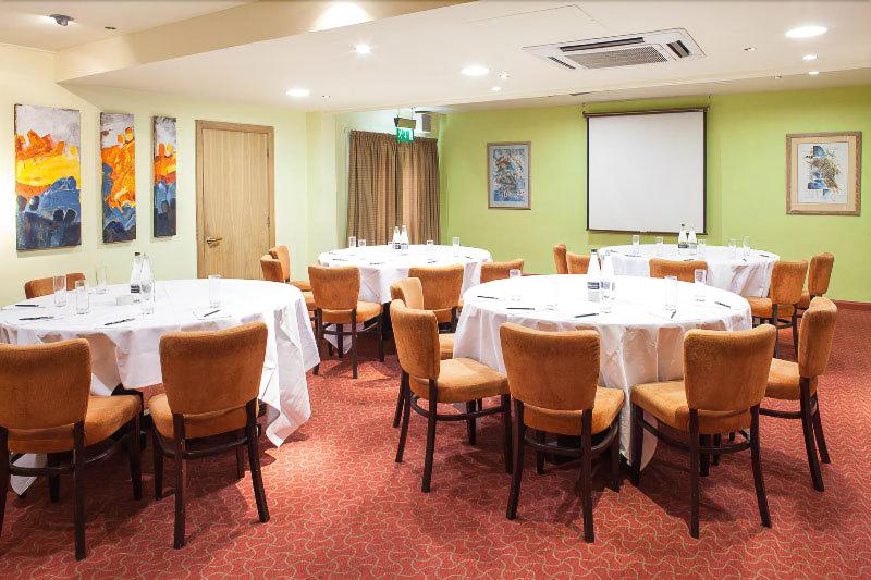 בית מלון כפרי Ellington Lodge At The Concorde