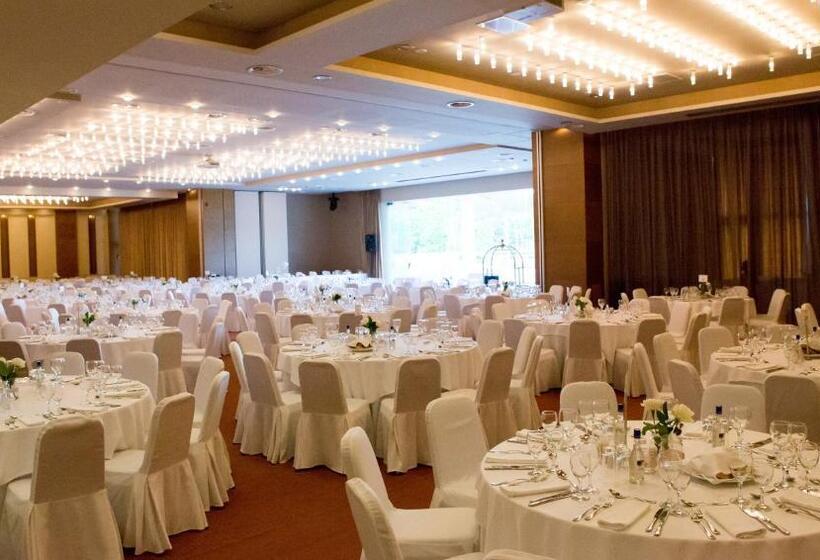 酒店 Elpida Resort & Spa