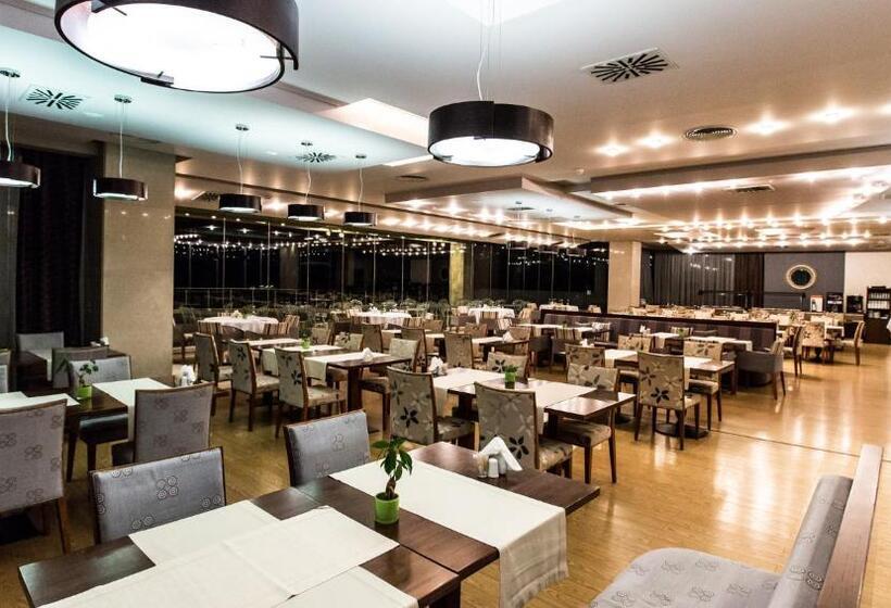 酒店 Elpida Resort & Spa