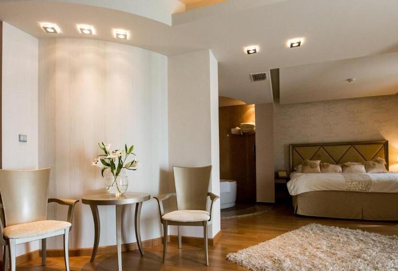 酒店 Elpida Resort & Spa