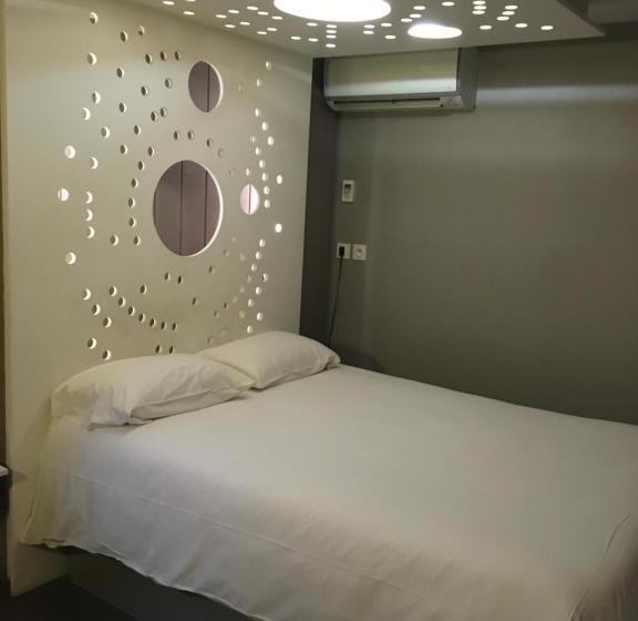 Отель Fasthôtel Clermont Ferrand Gerzat