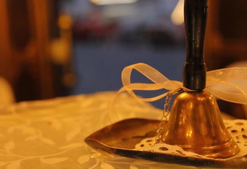 ホテル Five Seasons