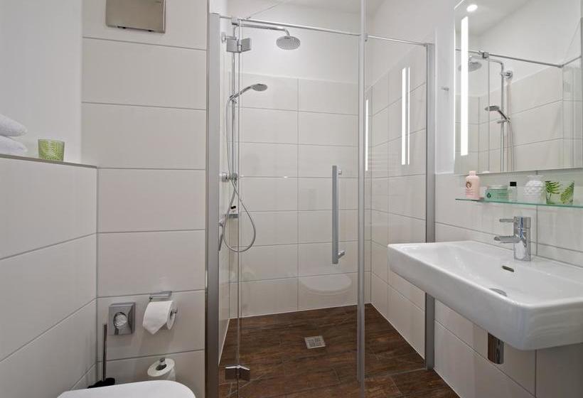 هتل Frederics Berlin City Hackescher Markt