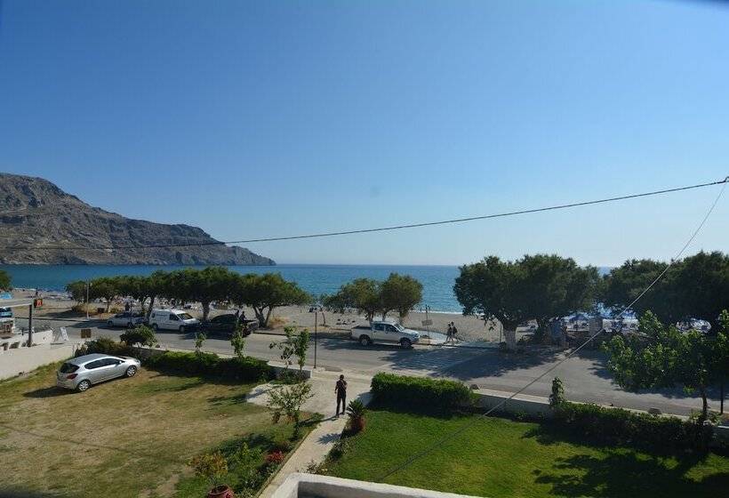 בית מלון כפרי Galini Beach