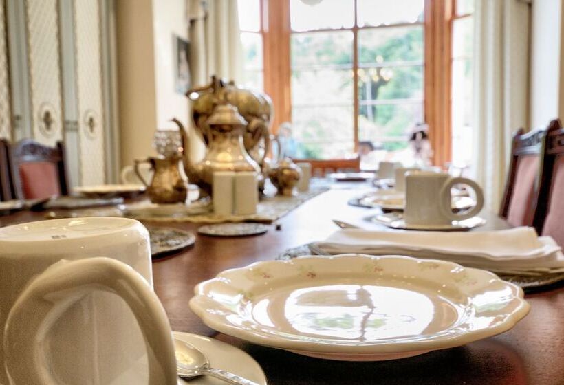 בית מלון כפרי Glasdair