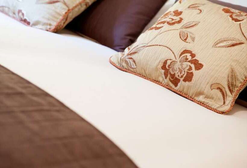 Отель Heads Nook Hall Cottage