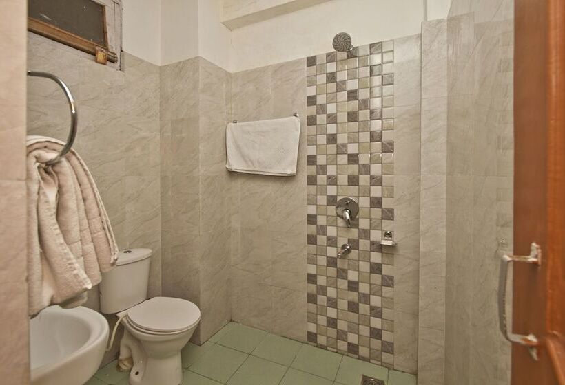 فندق Himanshu Resorts