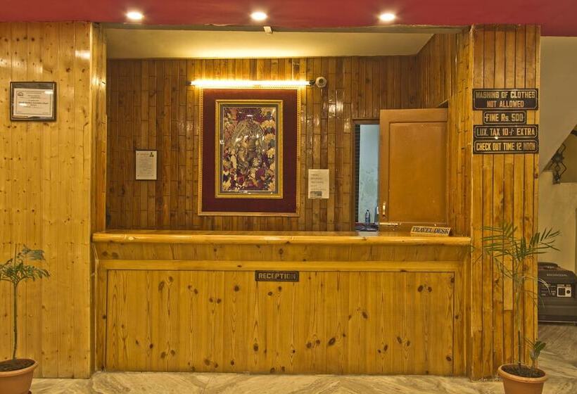 فندق Himanshu Resorts