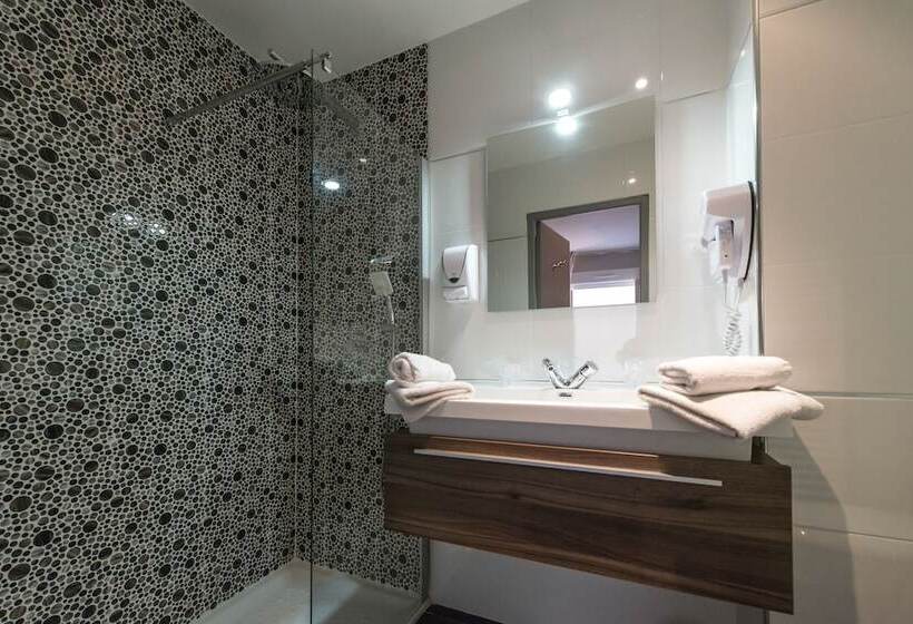 فندق Holidays & Work