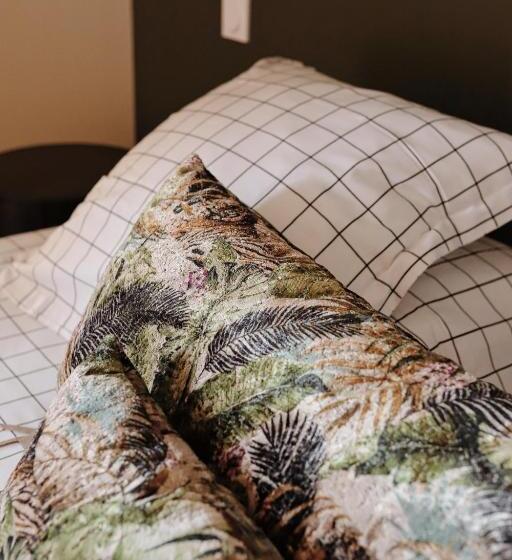 هتل Home Arcachon