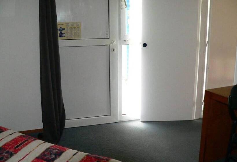 Fasthotel Macon Nord