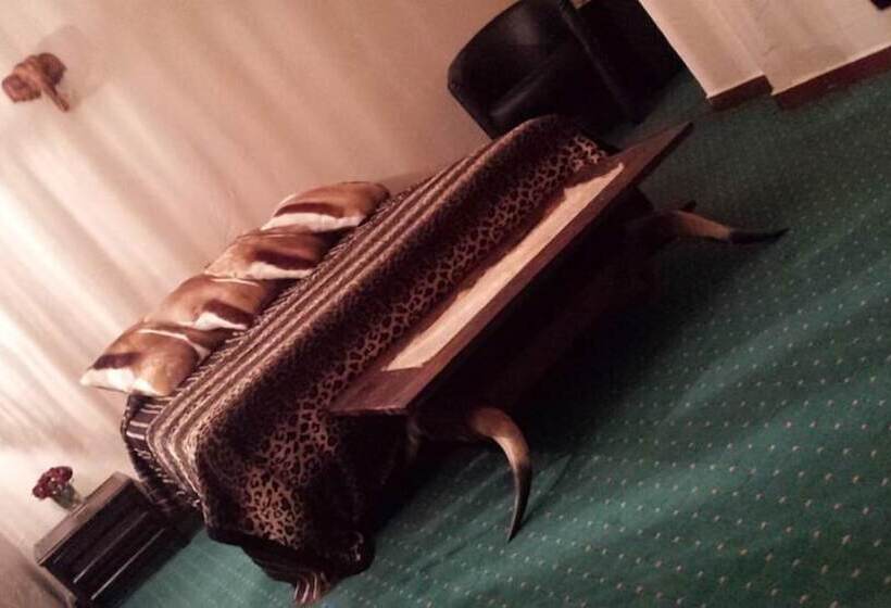 Отель Hôtel De La Mer