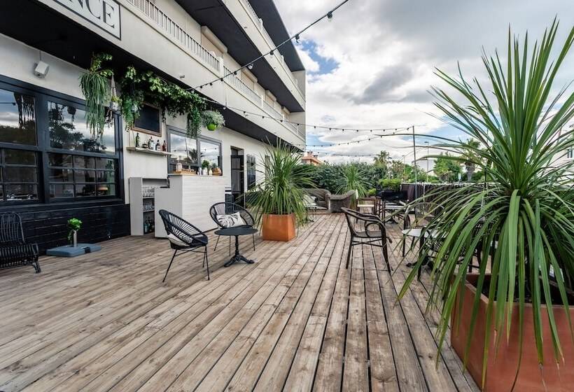 فندق Hôtel Du Midi Plage