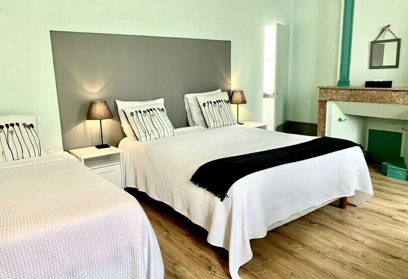 호텔 Hôtel Restaurant La Désirade