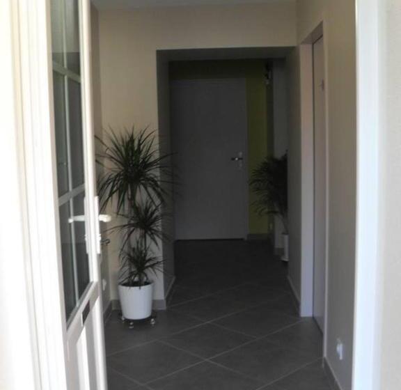 فندق Hôtel L'anvia