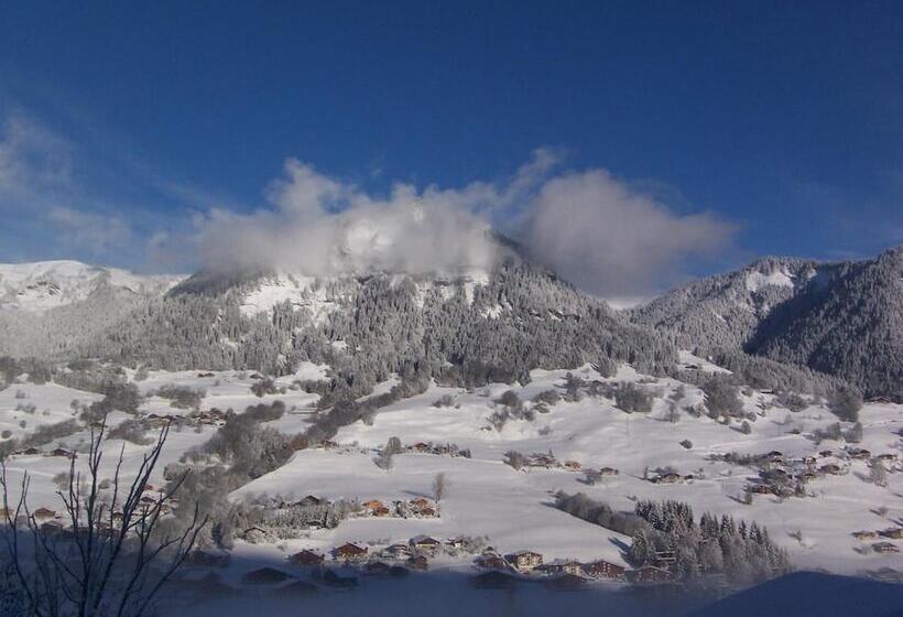 בית מלון כפרי Hôtel Les Bernards