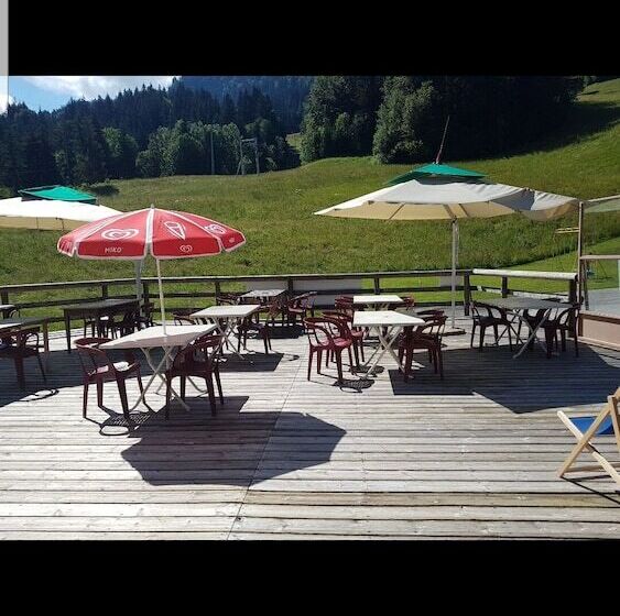 בית מלון כפרי Hôtel Les Bernards