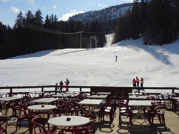 בית מלון כפרי Hôtel Les Bernards