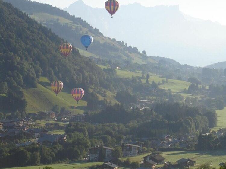 בית מלון כפרי Hôtel Les Bernards