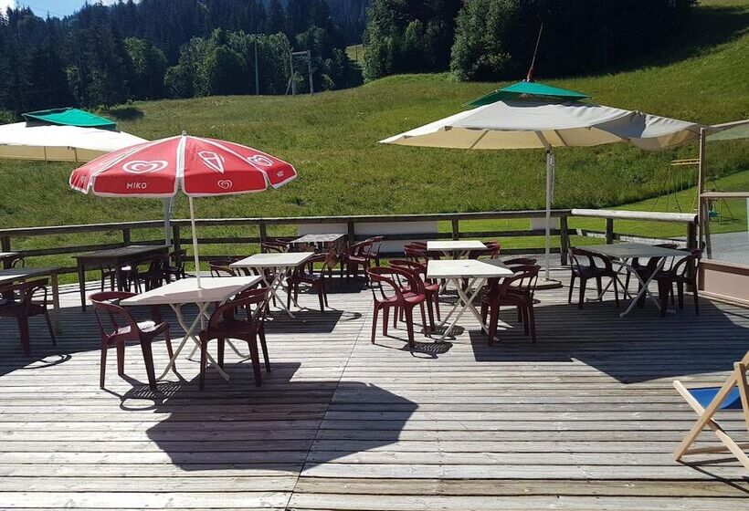 בית מלון כפרי Hôtel Les Bernards