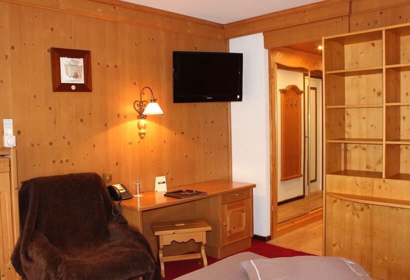 Отель Hôtel Macchi Restaurant & Spa