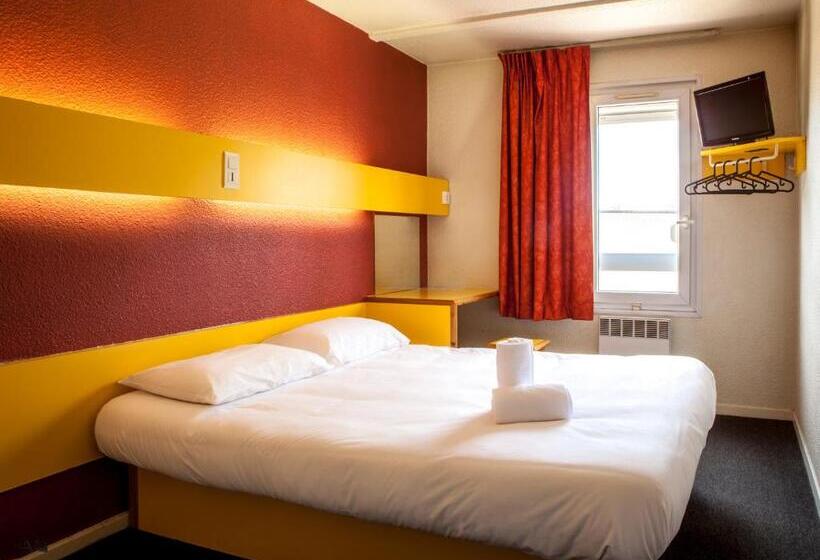 ホテル Hôtel Moustache Lille   Seclin