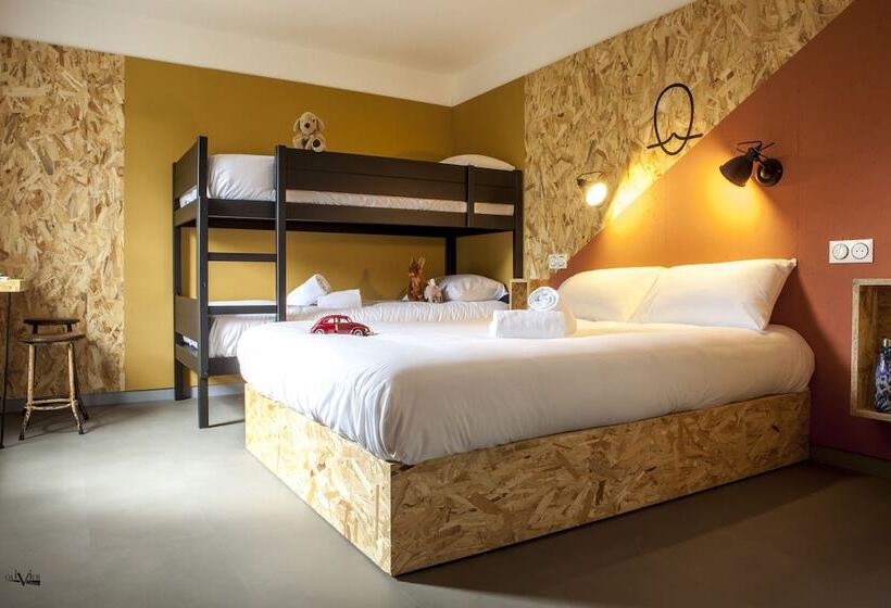 ホテル Hôtel Moustache Lille   Seclin