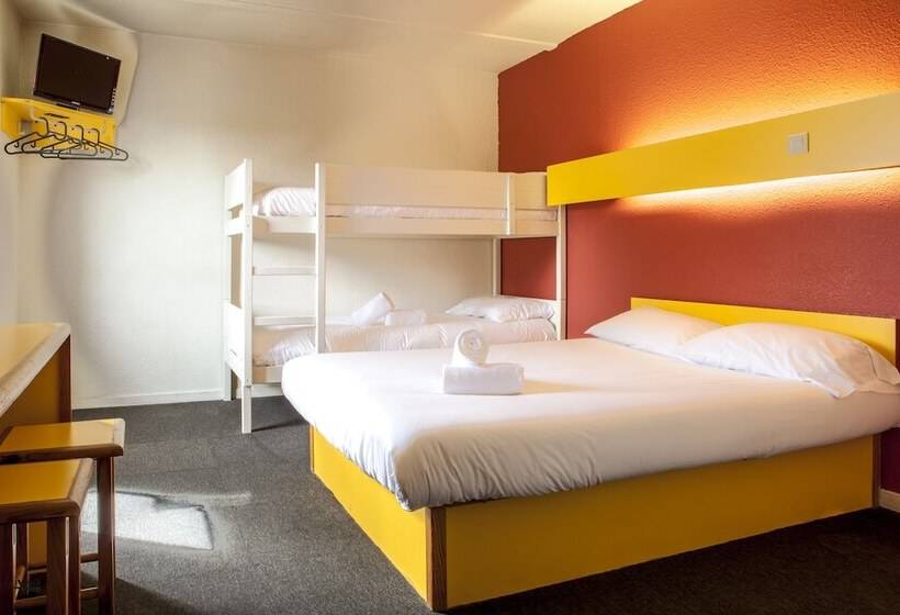 ホテル Hôtel Moustache Lille   Seclin