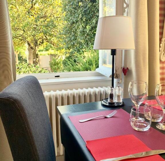 호텔 Hôtel Restaurant La Désirade