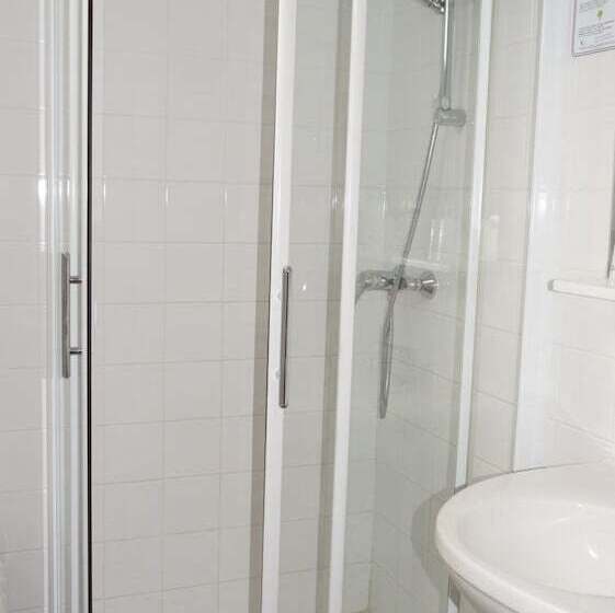 Отель Hôtel Robinson