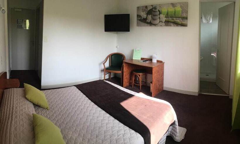 Отель Hôtel Robinson