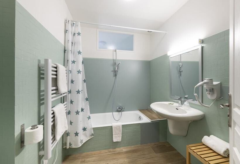 فندق Hôtel & Studios Astor