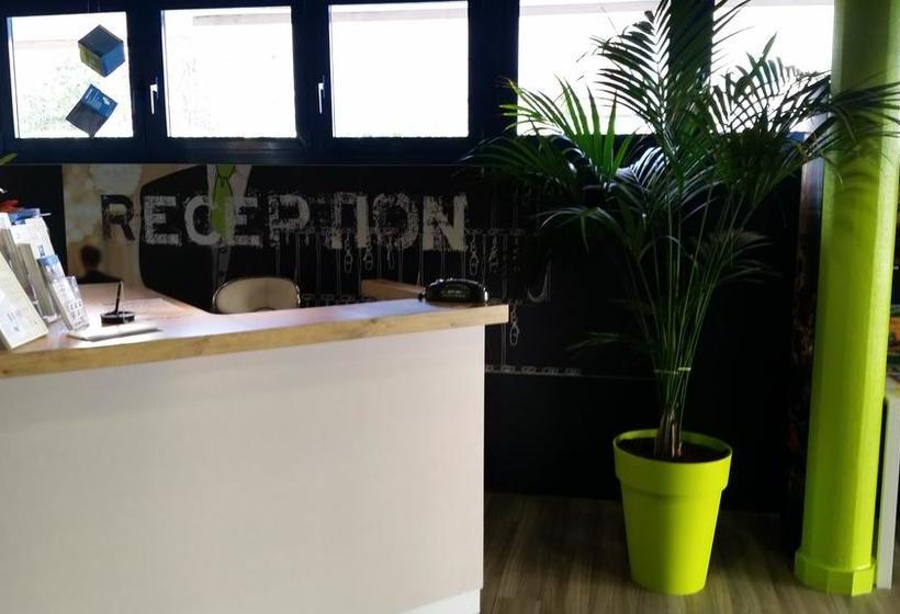 Отель Ibis Budget Cholet Centre