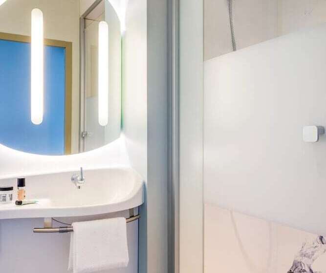 فندق Ibis Budget Clermont Ferrand Le Brezet Aeroport