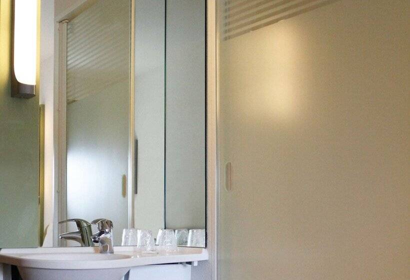 ホテル Ibis Budget Gare De Poitiers