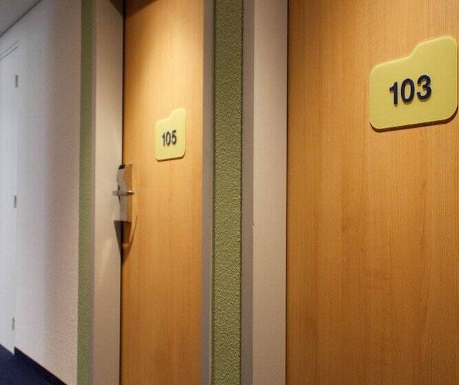 ホテル Ibis Budget Gare De Poitiers