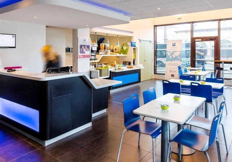 Отель Ibis Budget Nimes Centre Gare