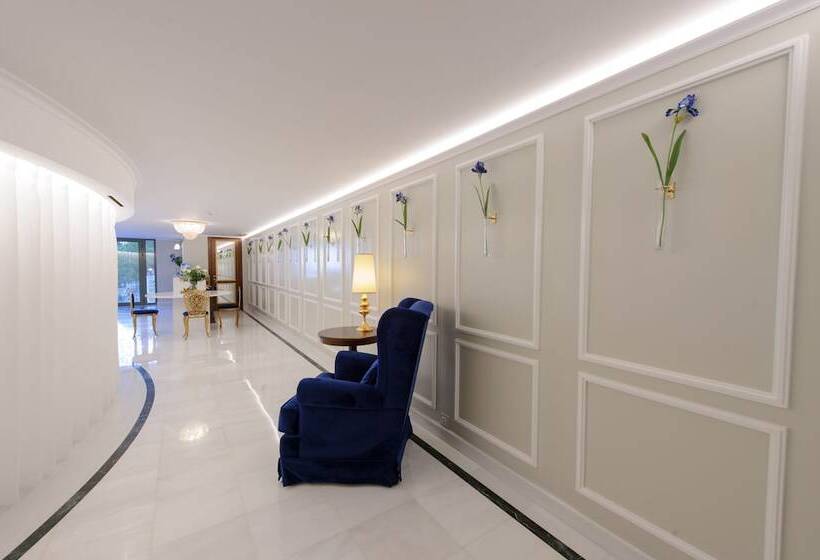 호텔 Irida Boutique