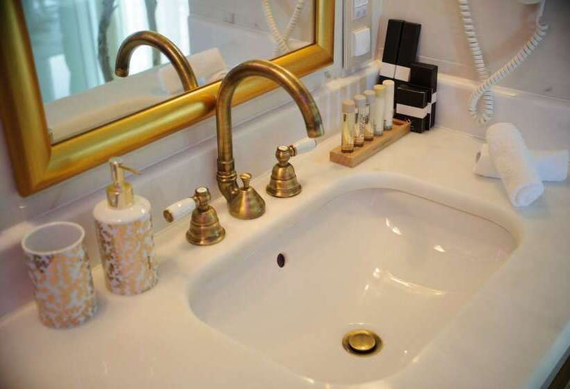 호텔 Irida Boutique