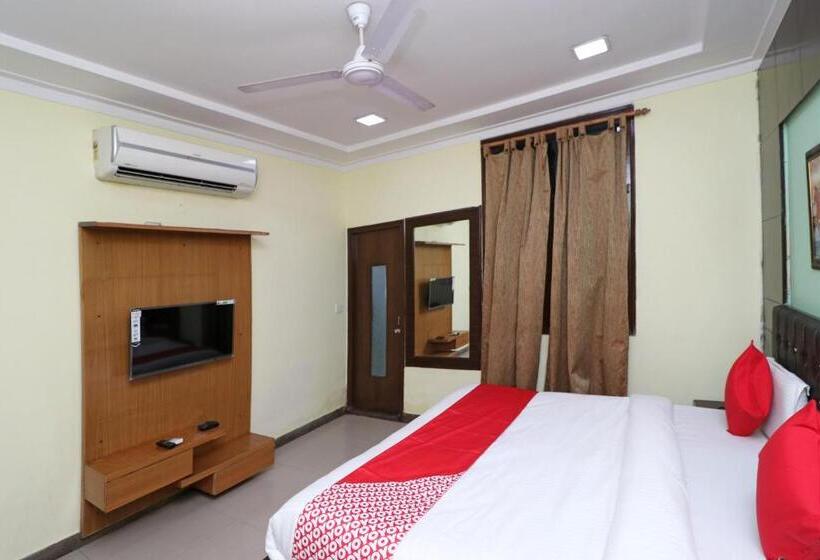 ホテル Jyoti Continental