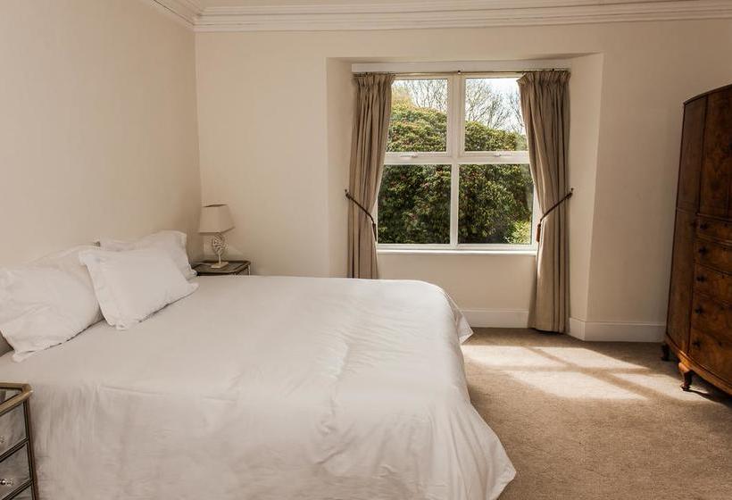 בית מלון כפרי Knightor Manor