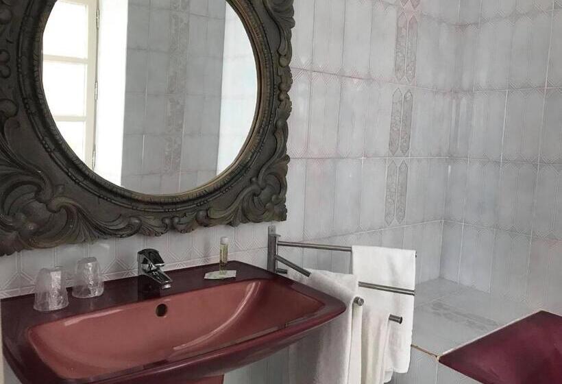 Отель L Annexe Plaisance