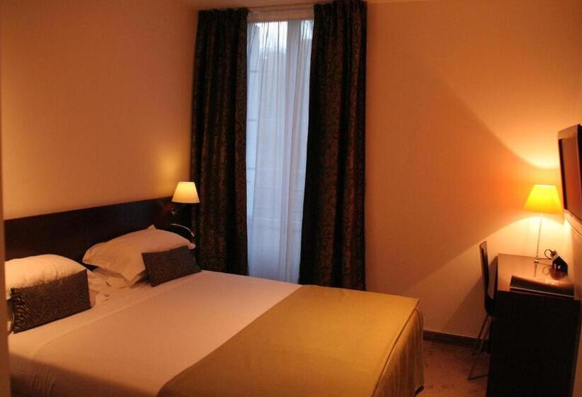 בית מלון כפרי La Beauze