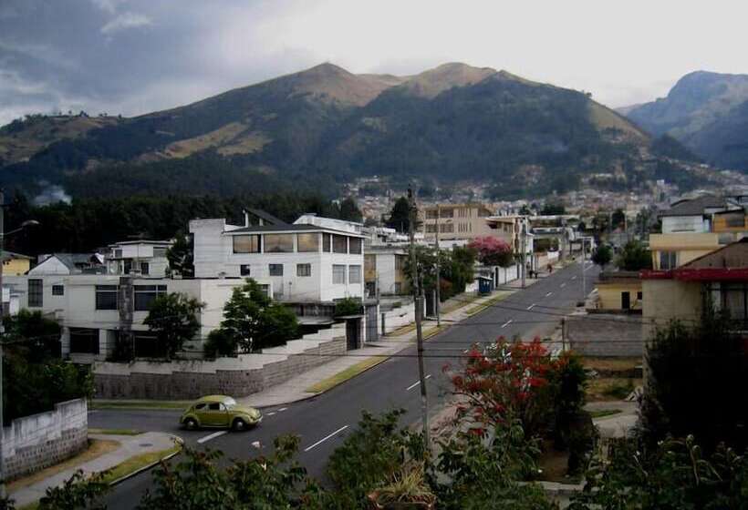 בית מלון כפרי La Casa Amarilla