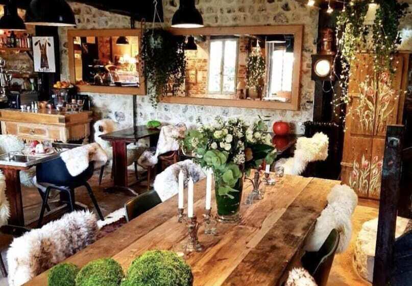 Отель La Cour Sainte Catherine Demeure De Charme